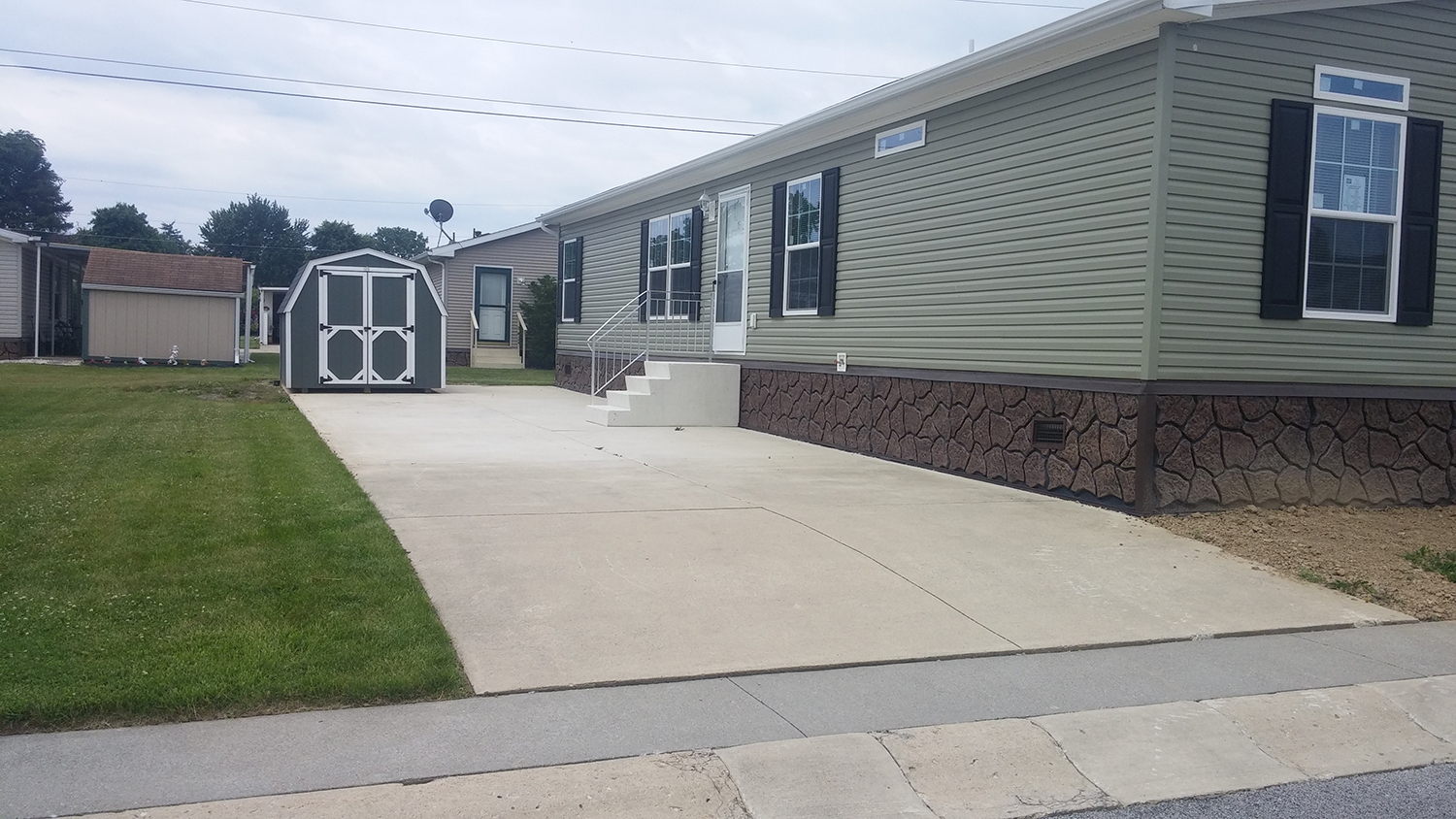 Clinton Manufactured Home Resort - Image 5