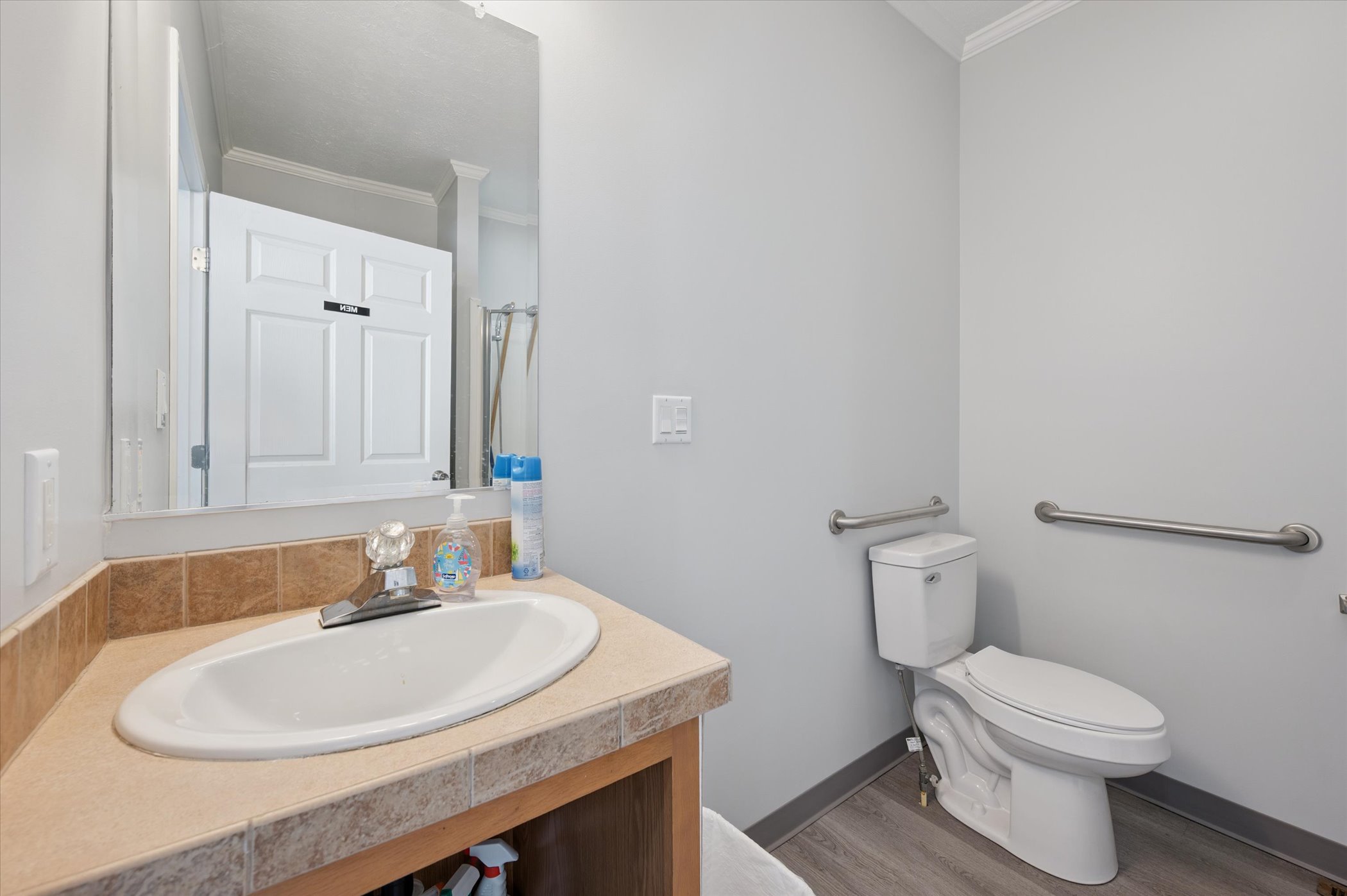 Whispering Pines - Image 21