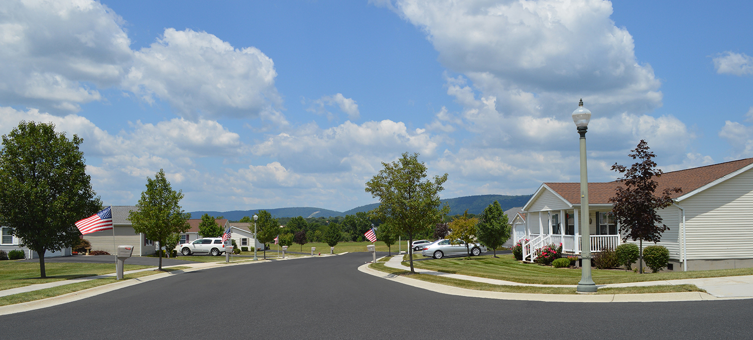 Pine Manor - Image 3