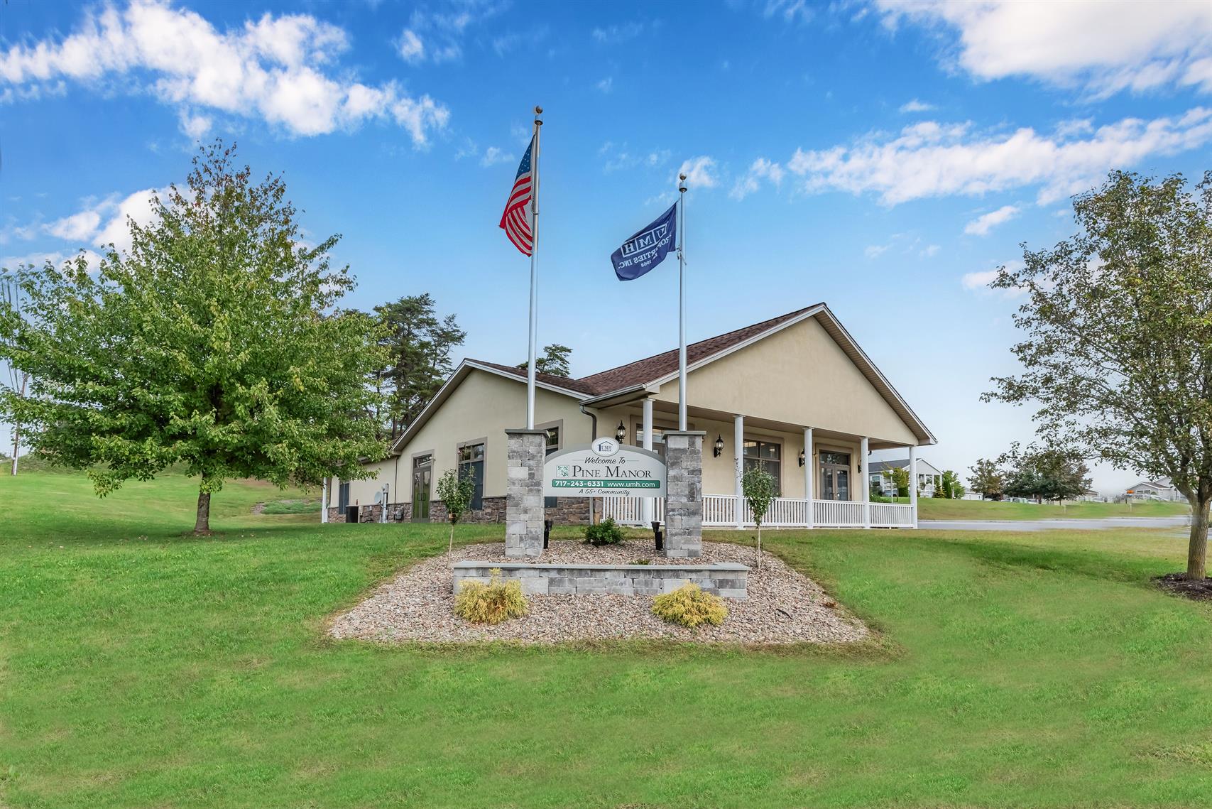 Pine Manor - Image 47