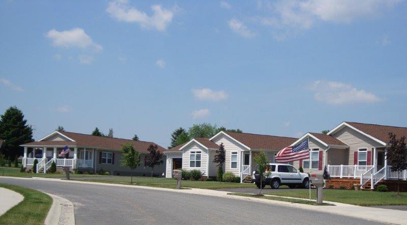 Pine Manor - Image 13