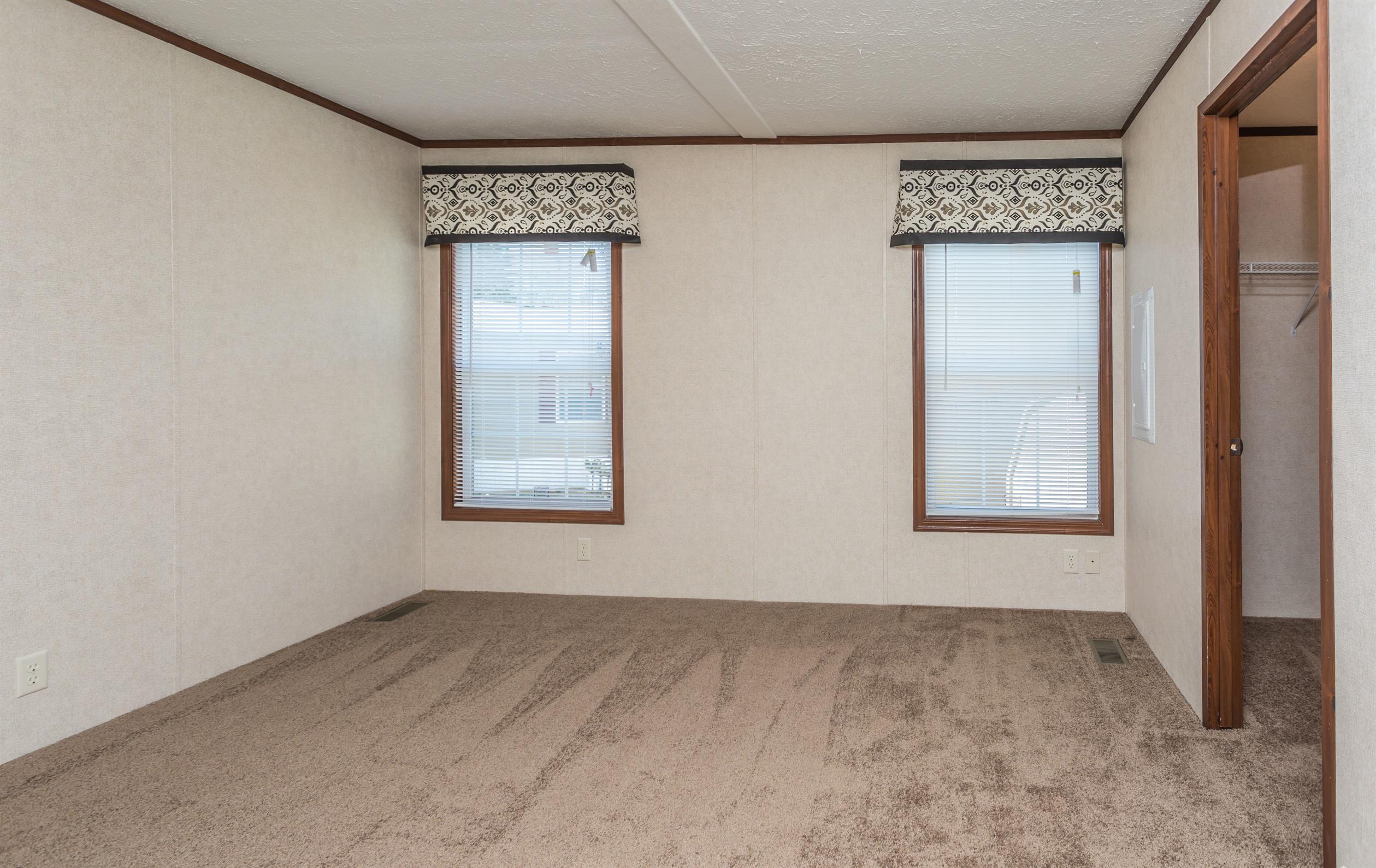 Evergreen Manor - Image 25