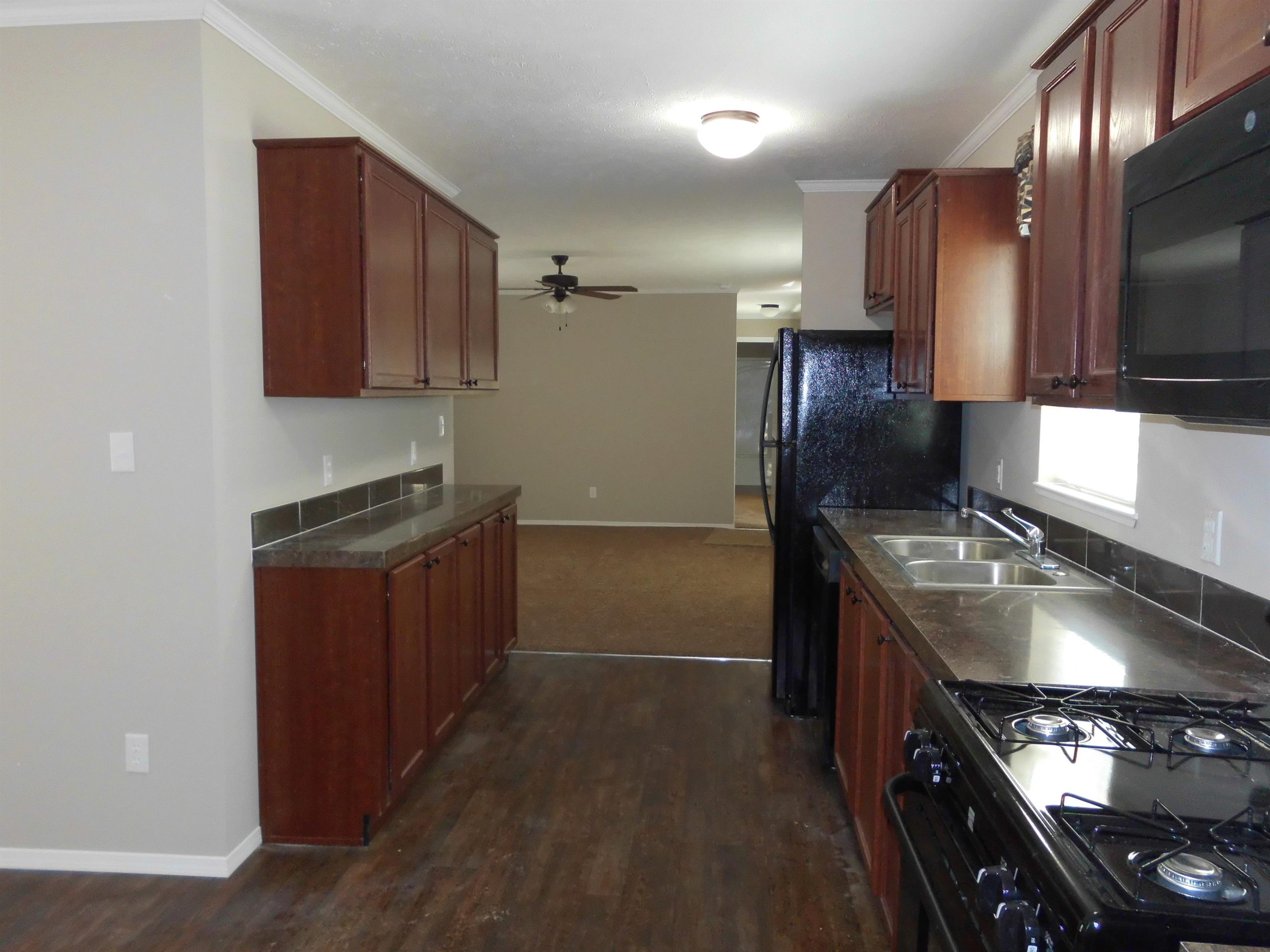 Evergreen Village - Image 5