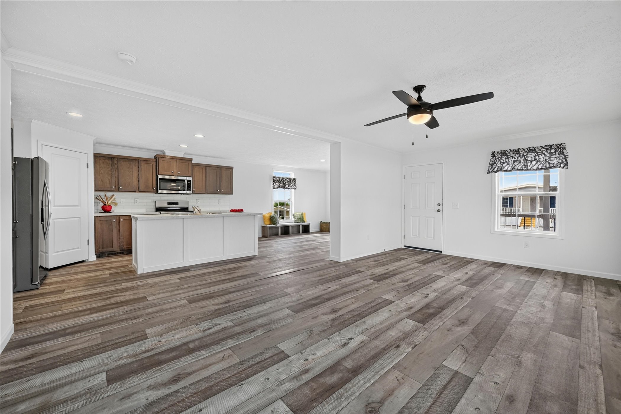 Hillside Estates - Image 22