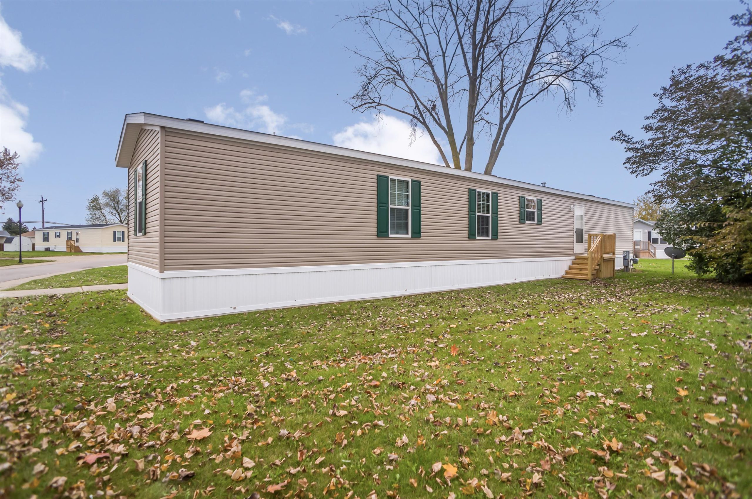 Hayden Heights - Image 12