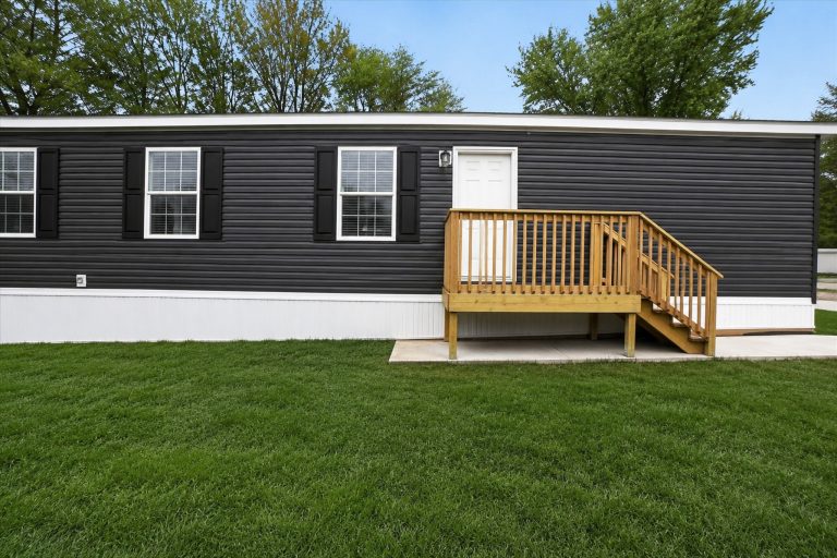 Holly Acres community image