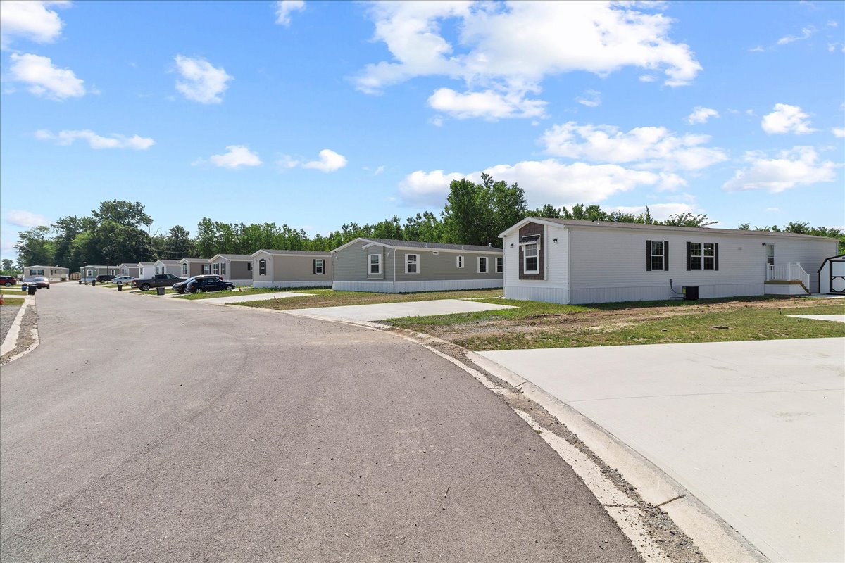 Lakeview Meadows - Image 2