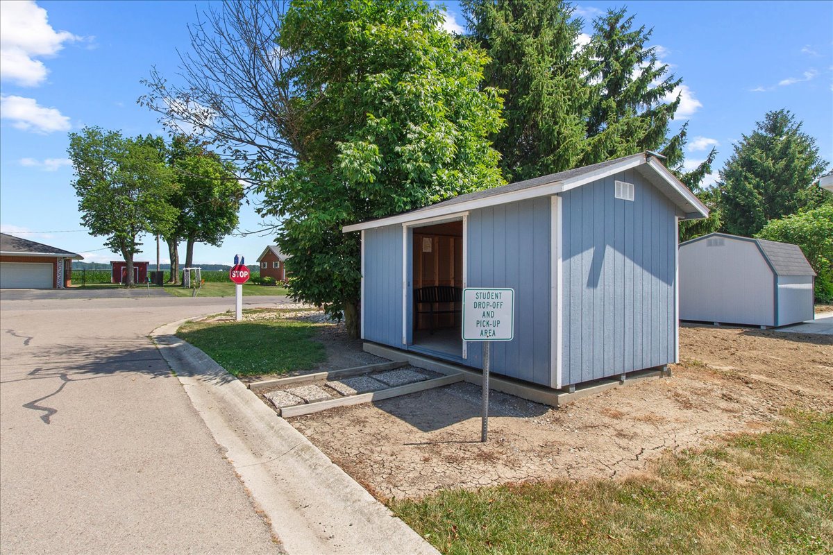 Lakeview Meadows - Image 6