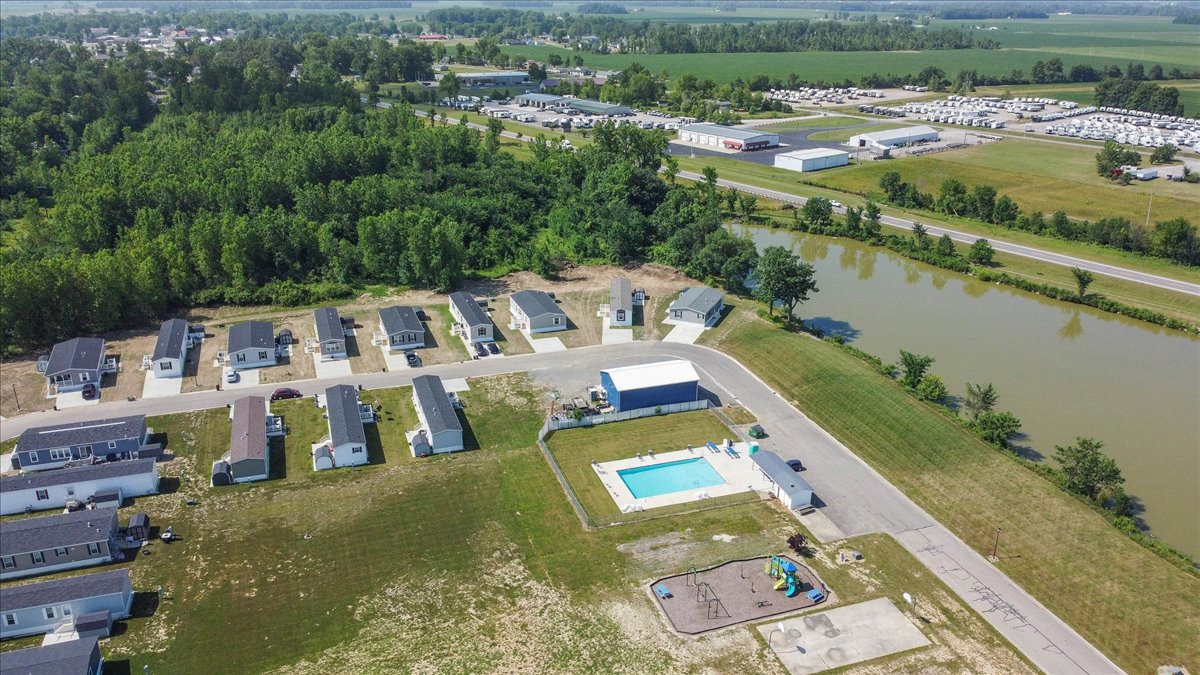 Lakeview Meadows - Image 11
