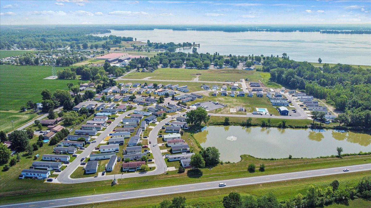 Lakeview Meadows - Image 12