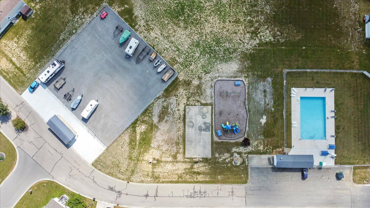 Lakeview Meadows - Image 14