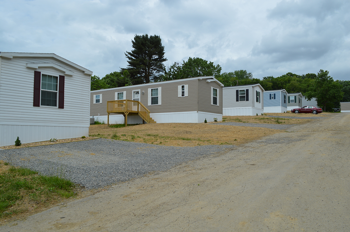 Hillcrest Crossing - Image 6