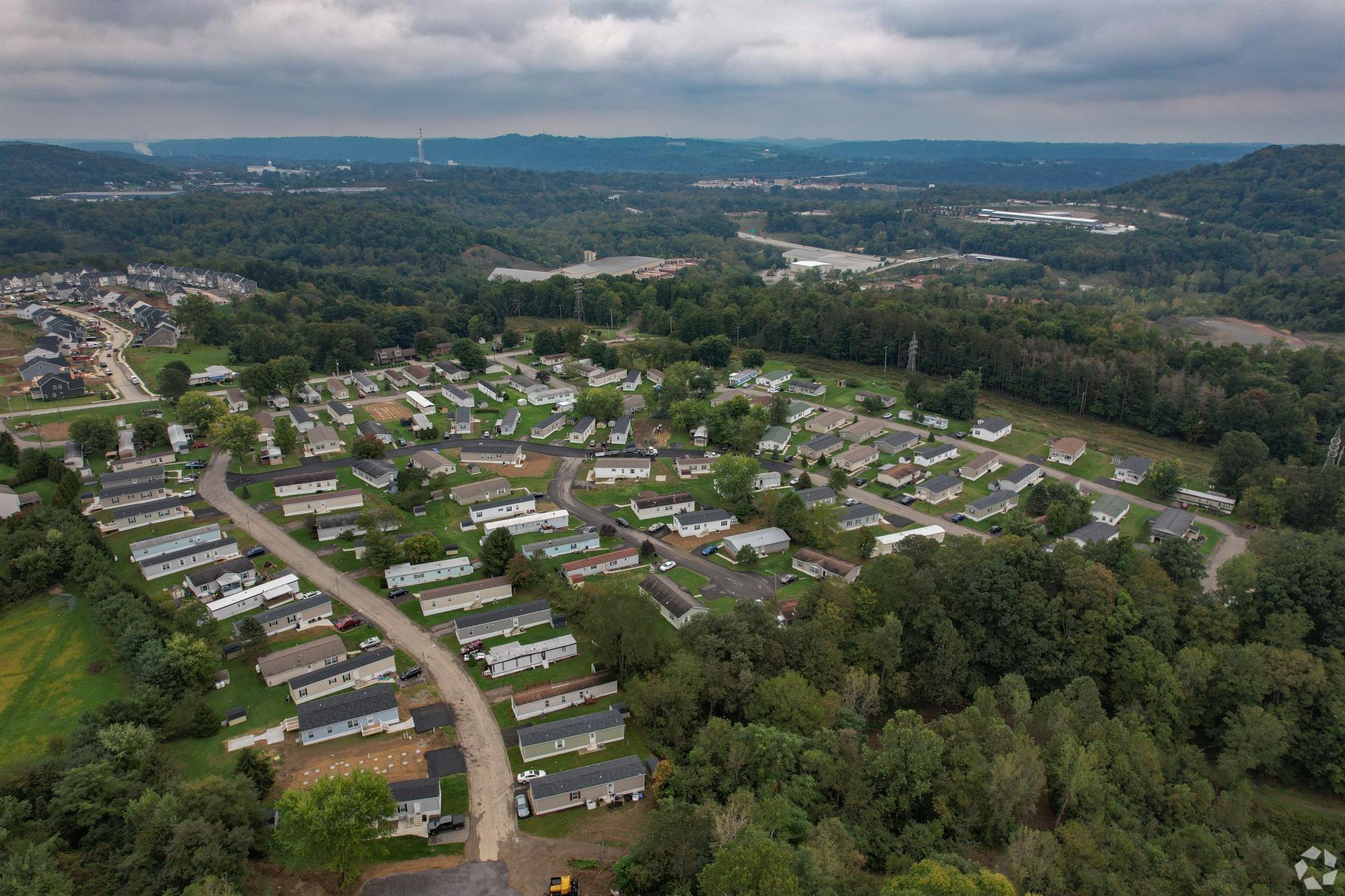 Fox Chapel Village - Image 1