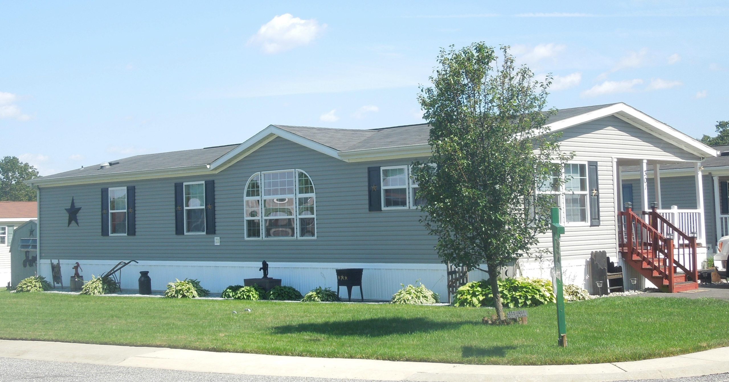 Fairview Manor - Image 13