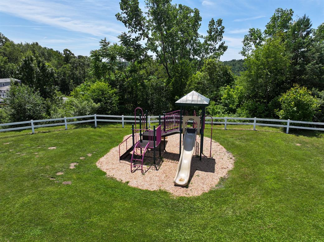 Wellington Estates - Image 40