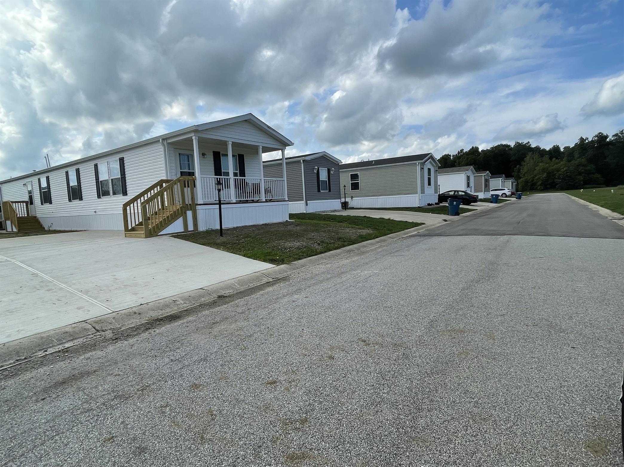 Summit Village - IN - Image 22