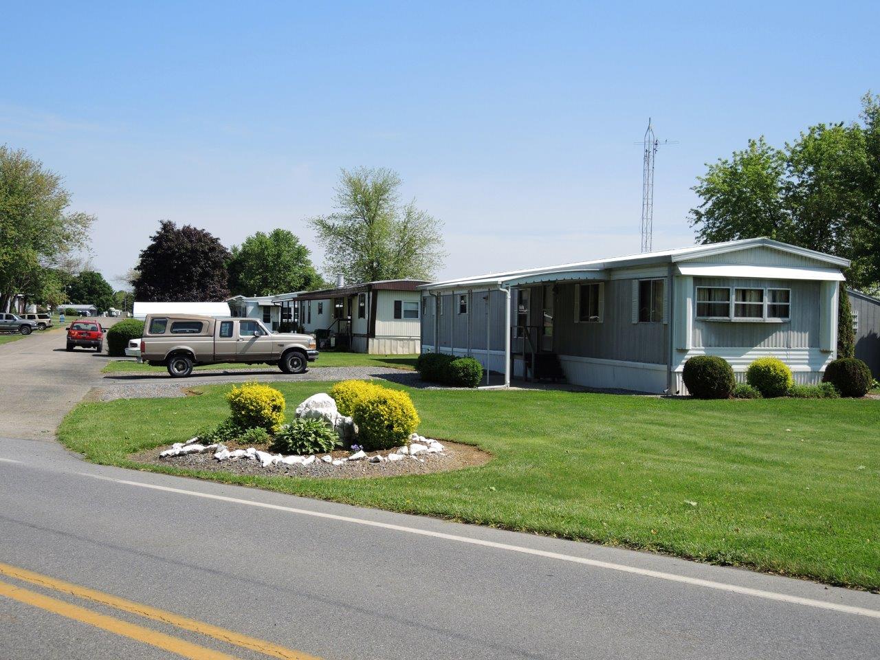 Green Acres - Image 4