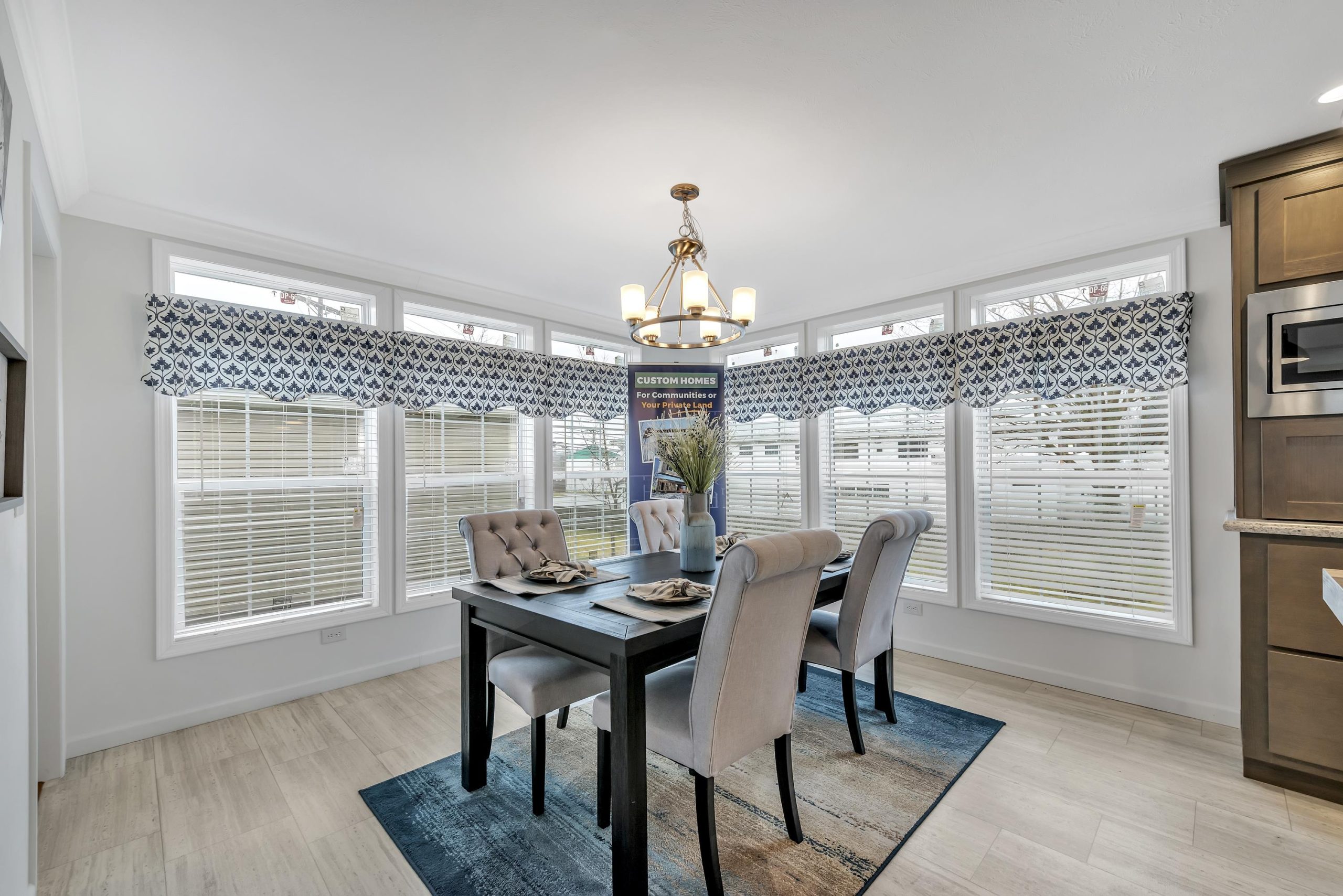 UMH Somerset Sales Center - Image 16
