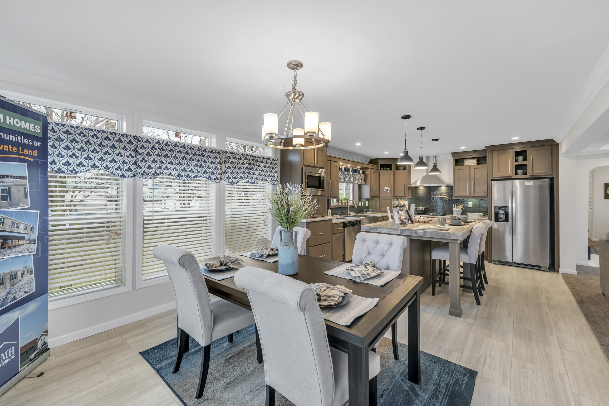 UMH Somerset Sales Center - Image 19