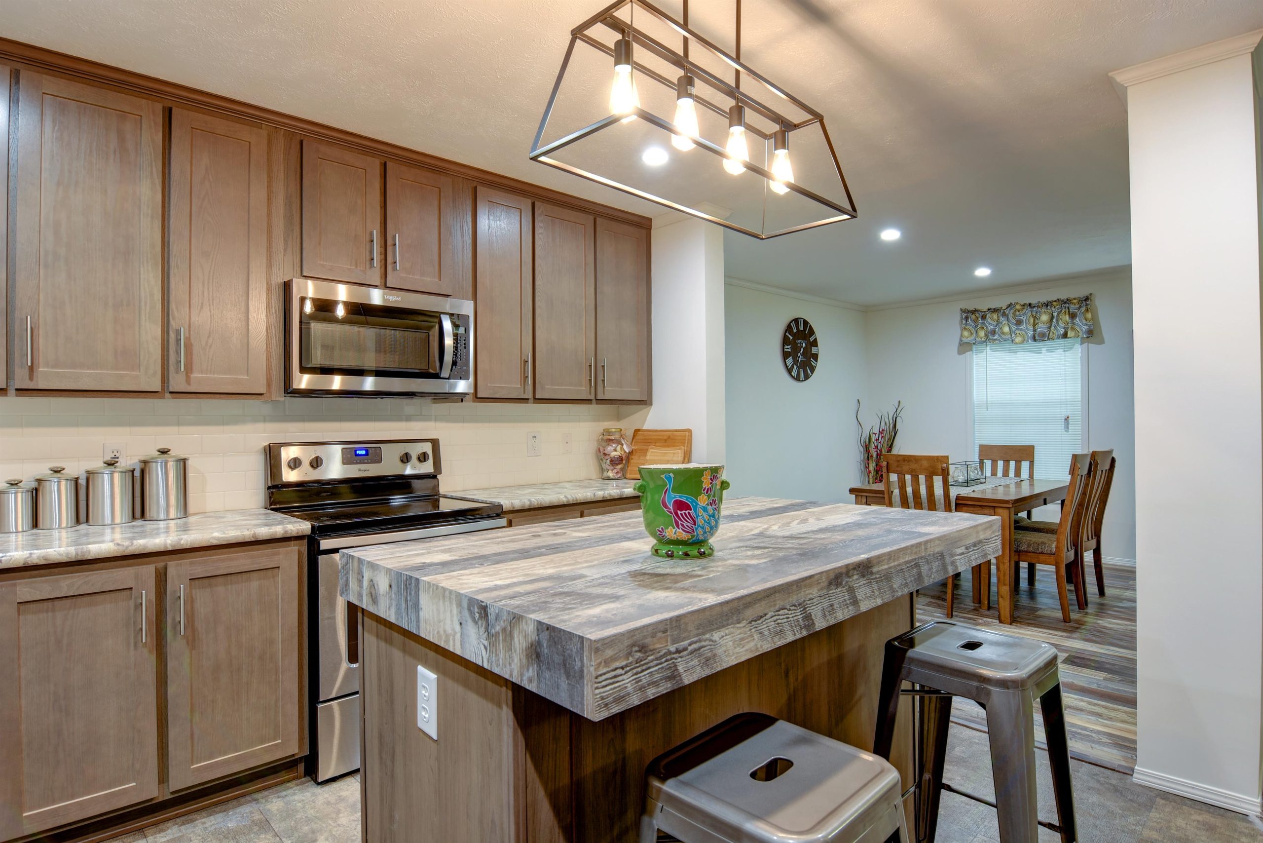 Kinnebrook Estates Sales Center - Image 3
