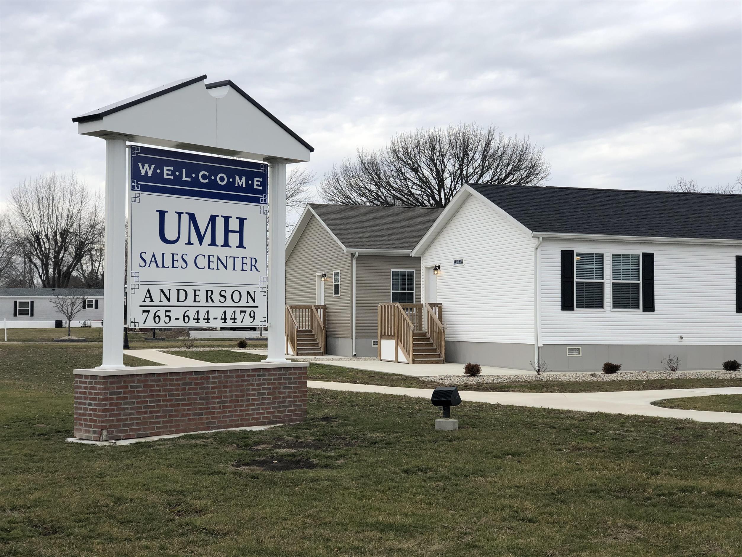 Redbud Sales Center - Image 1
