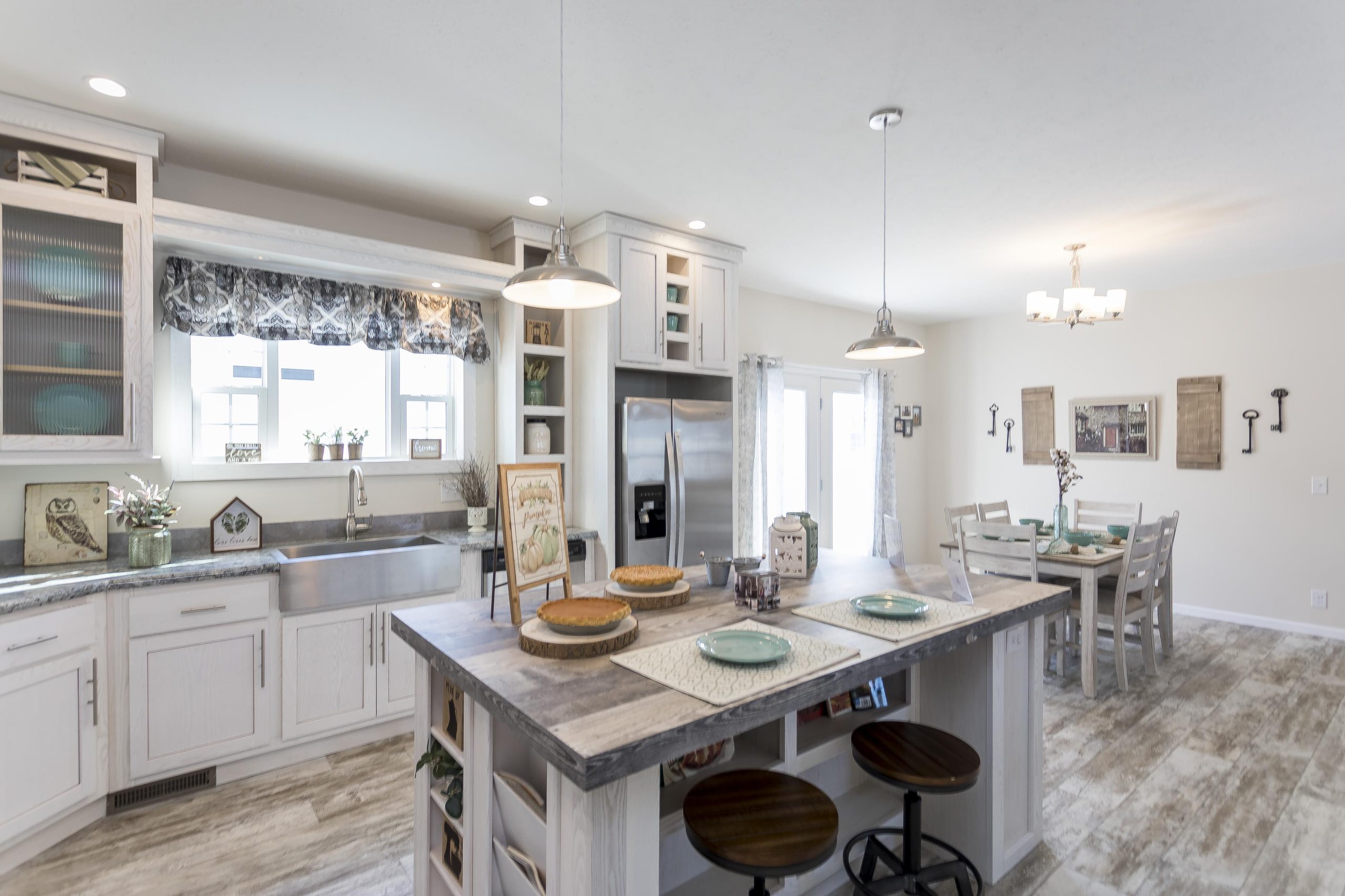 Redbud Sales Center - Image 10