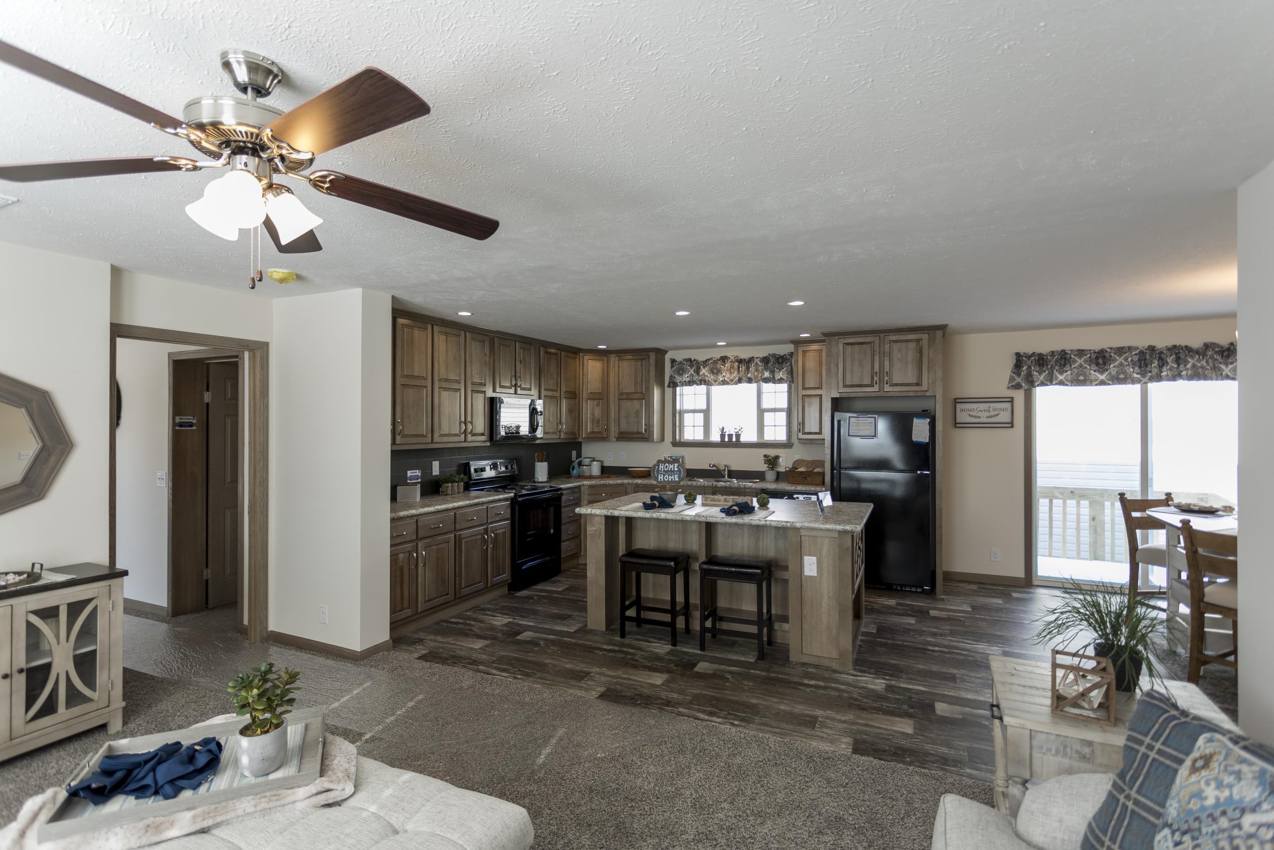 Redbud Sales Center - Image 17