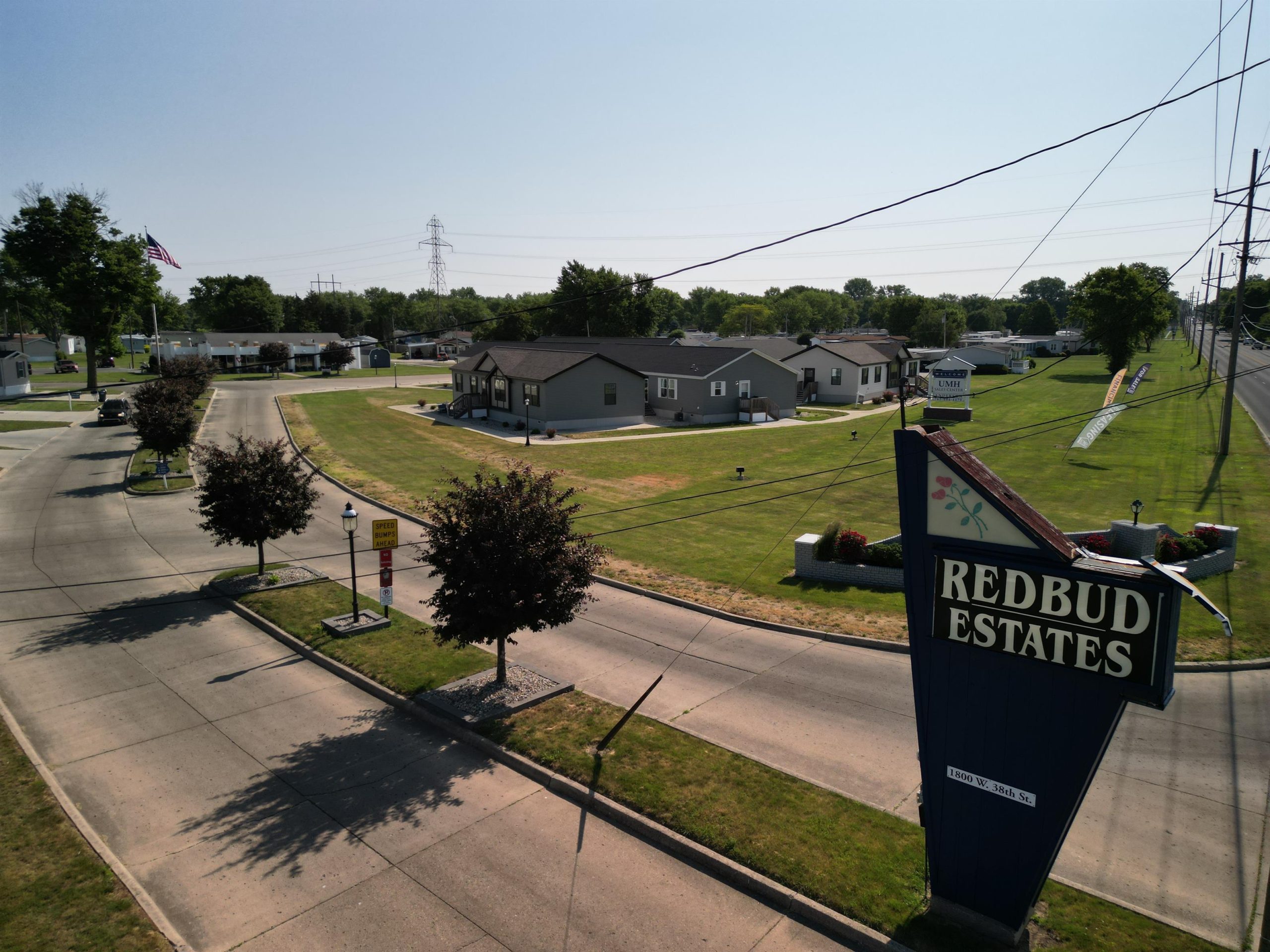 Redbud Sales Center - Image 23