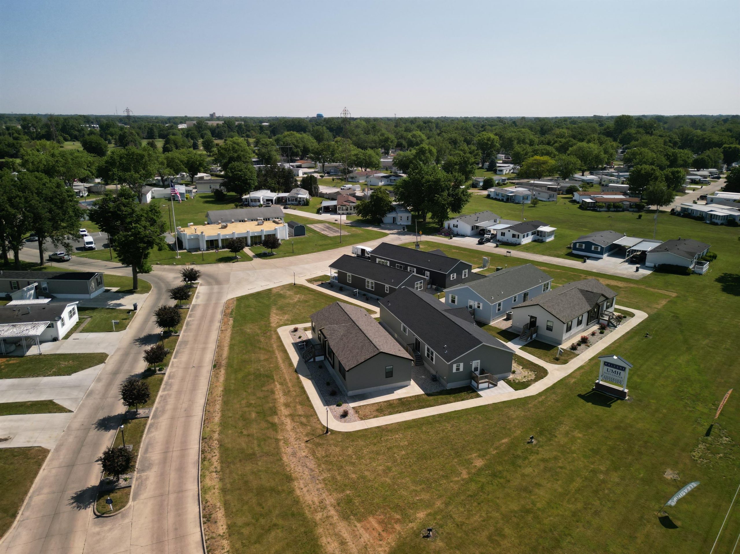 Redbud Sales Center - Image 33