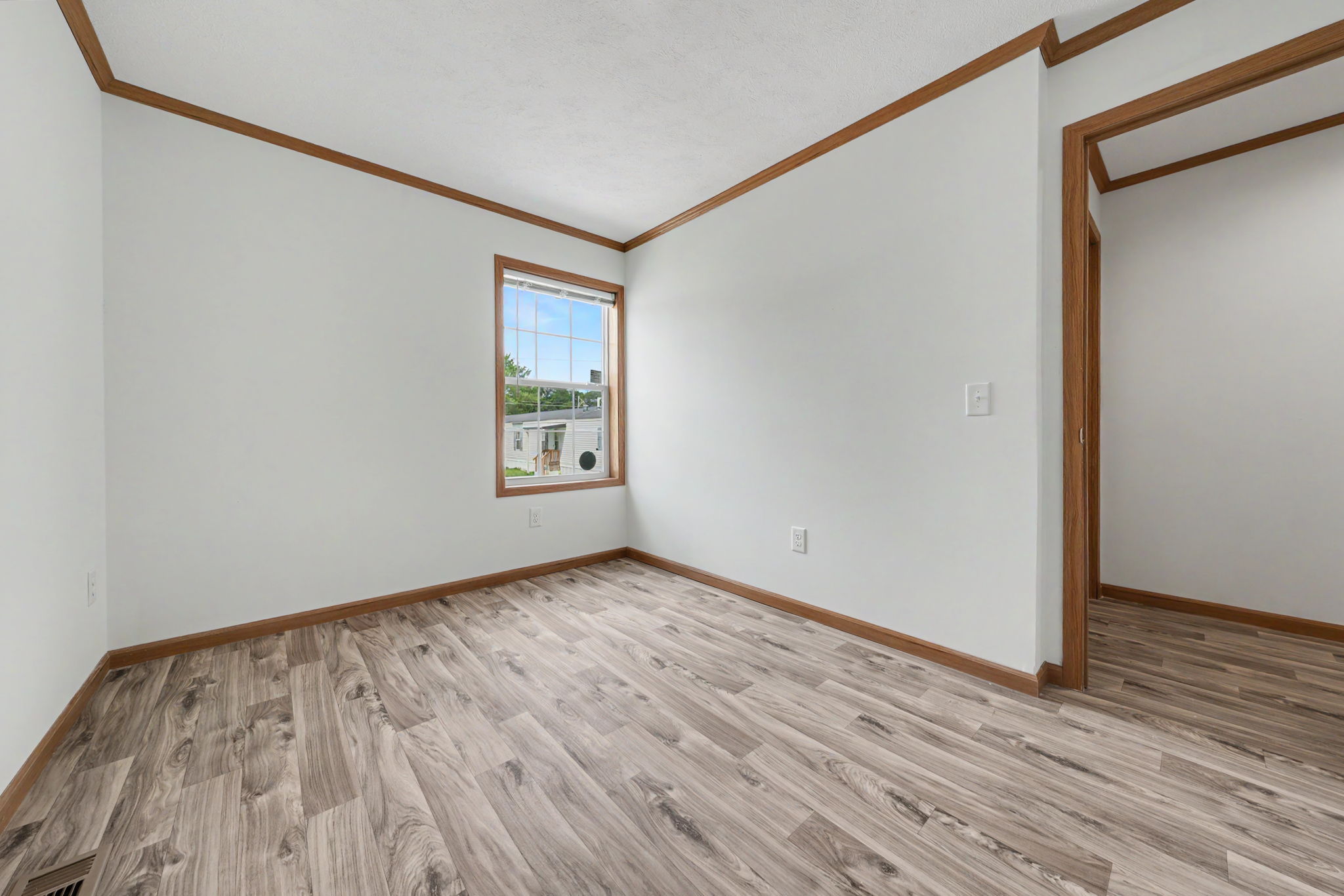 Lake Erie Estates - Image 21