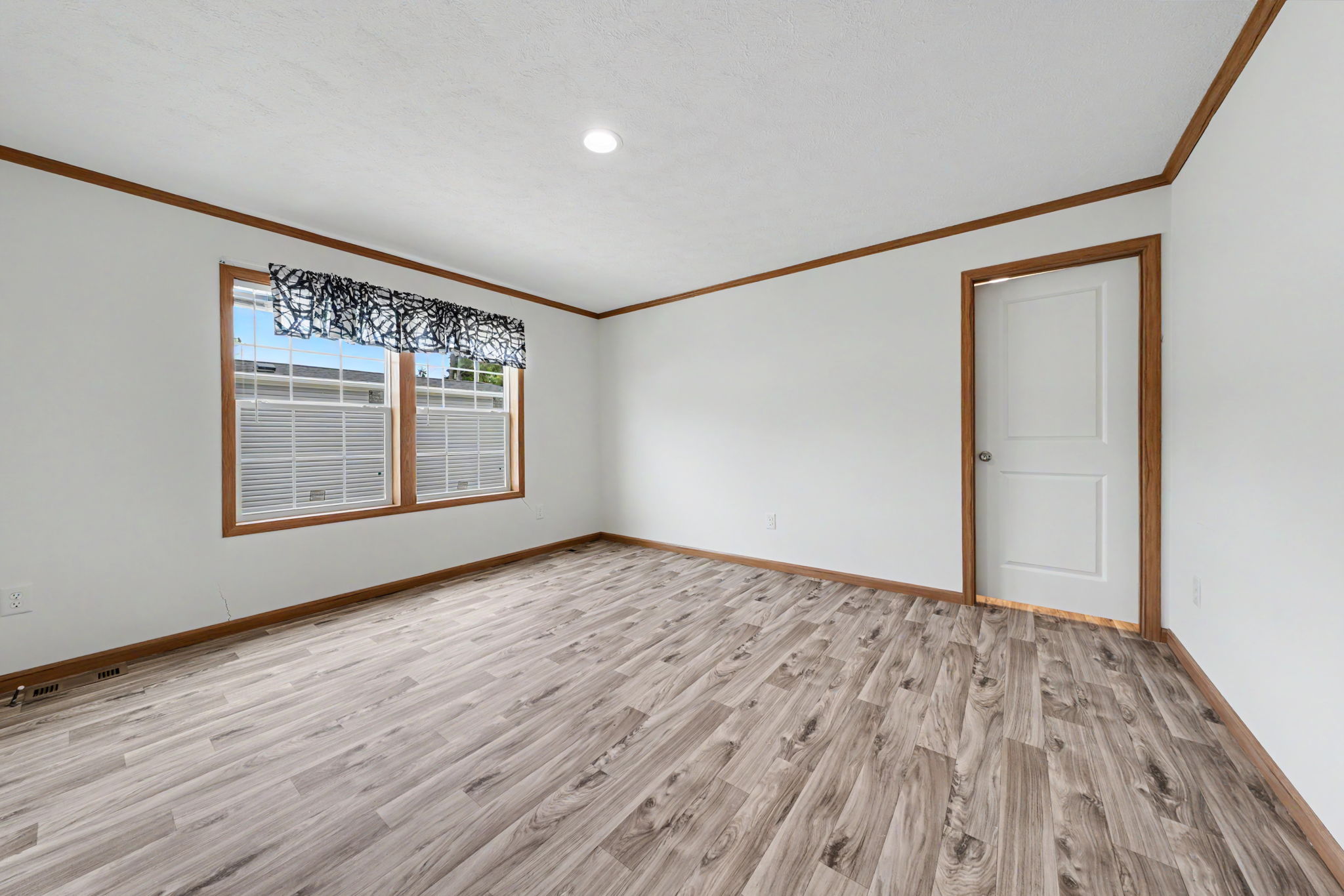 Lake Erie Estates - Image 26