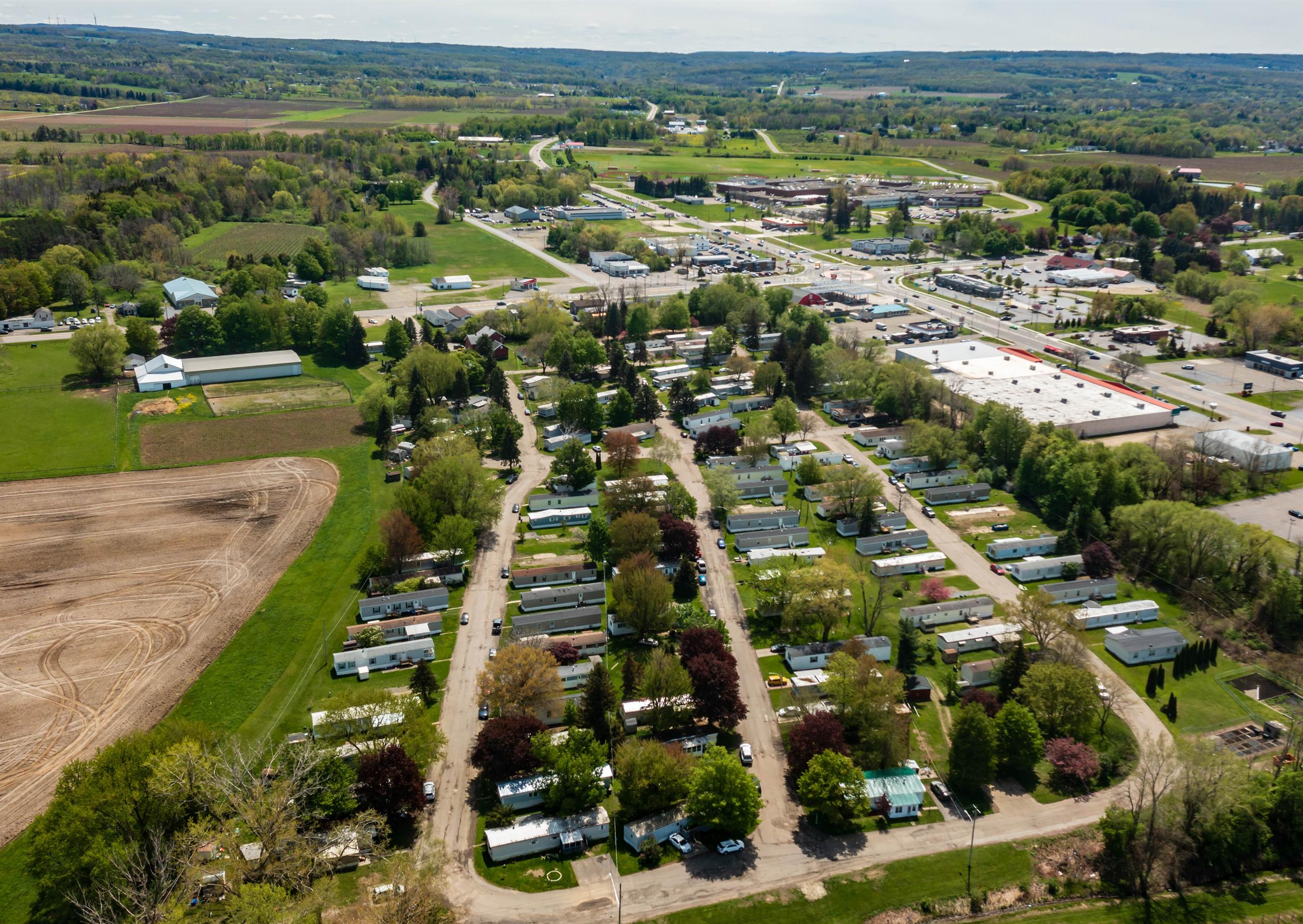 Lake Erie Estates - Image 1