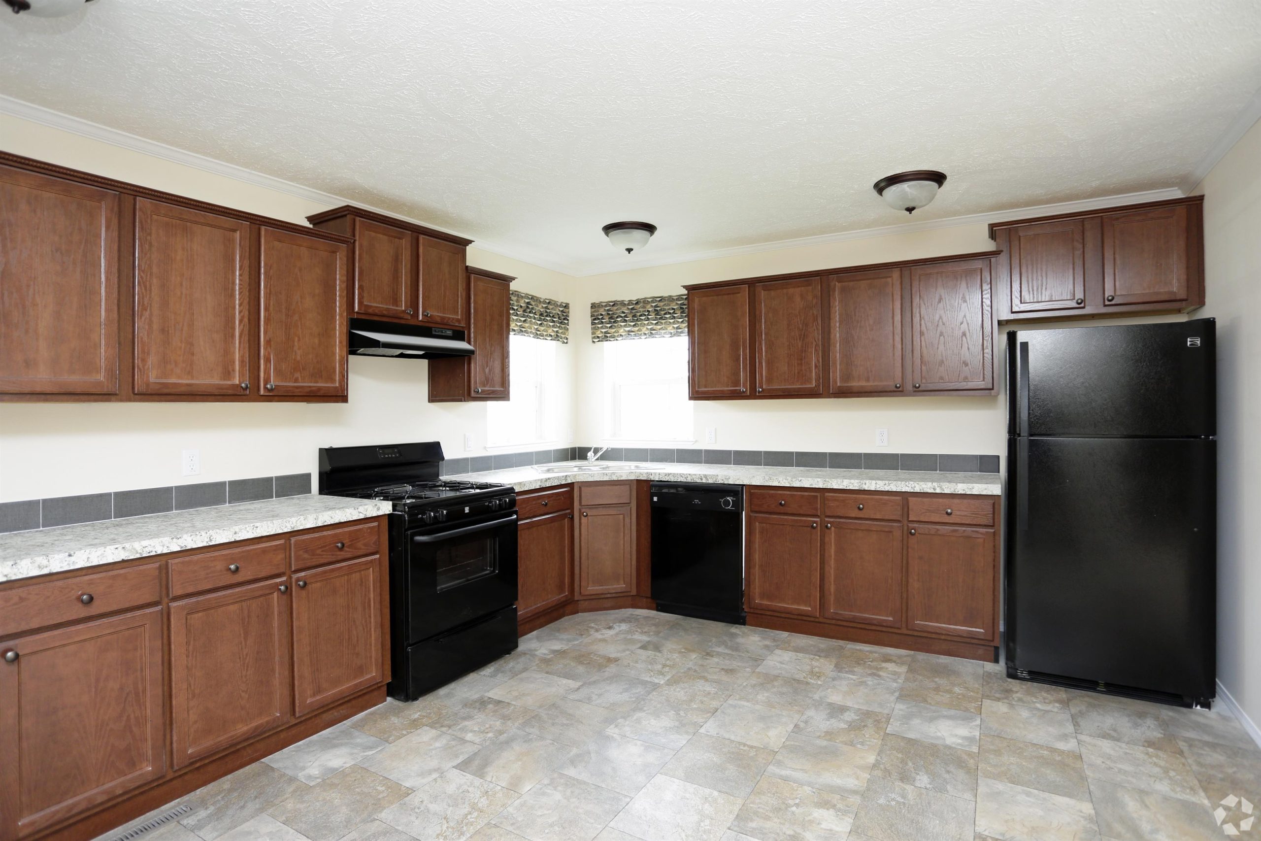 Broadmore Estates - Image 5