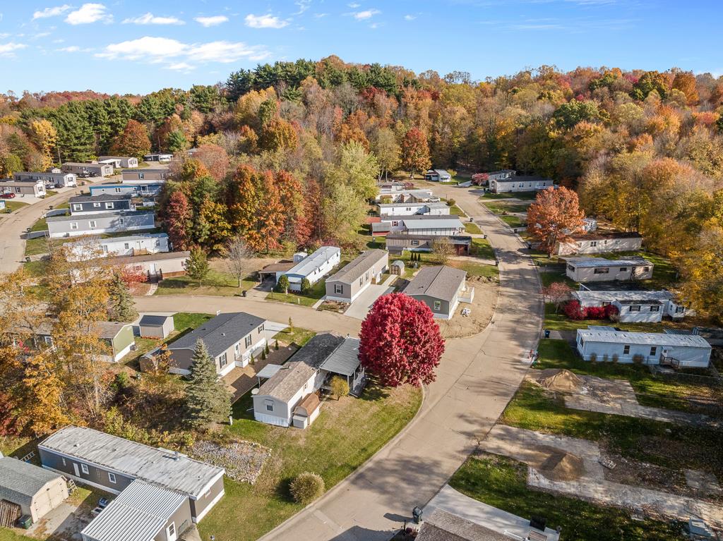 Fohl Village - Image 1