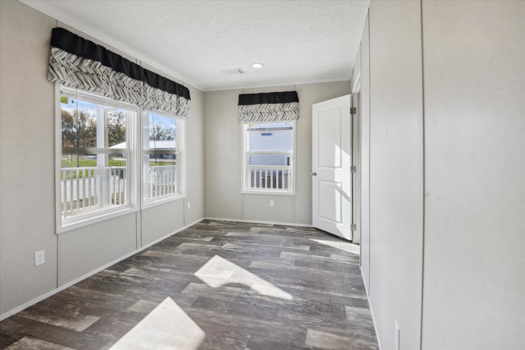 River Bluff Estates - Image 32