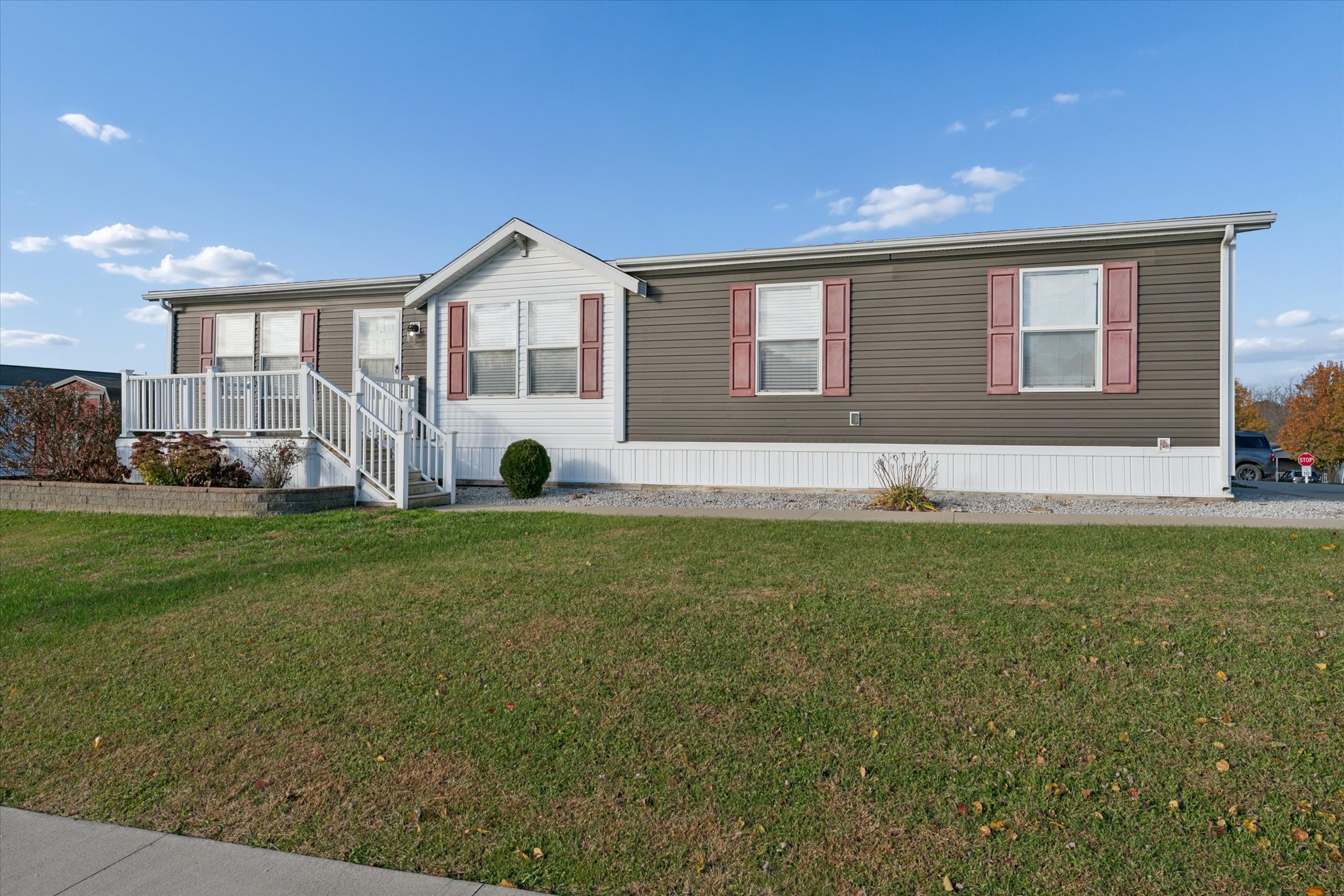Lake Sherman Village - Image 11