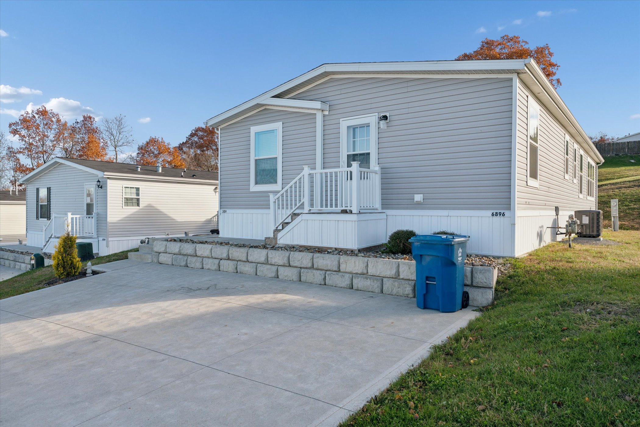 Lake Sherman Village - Image 13