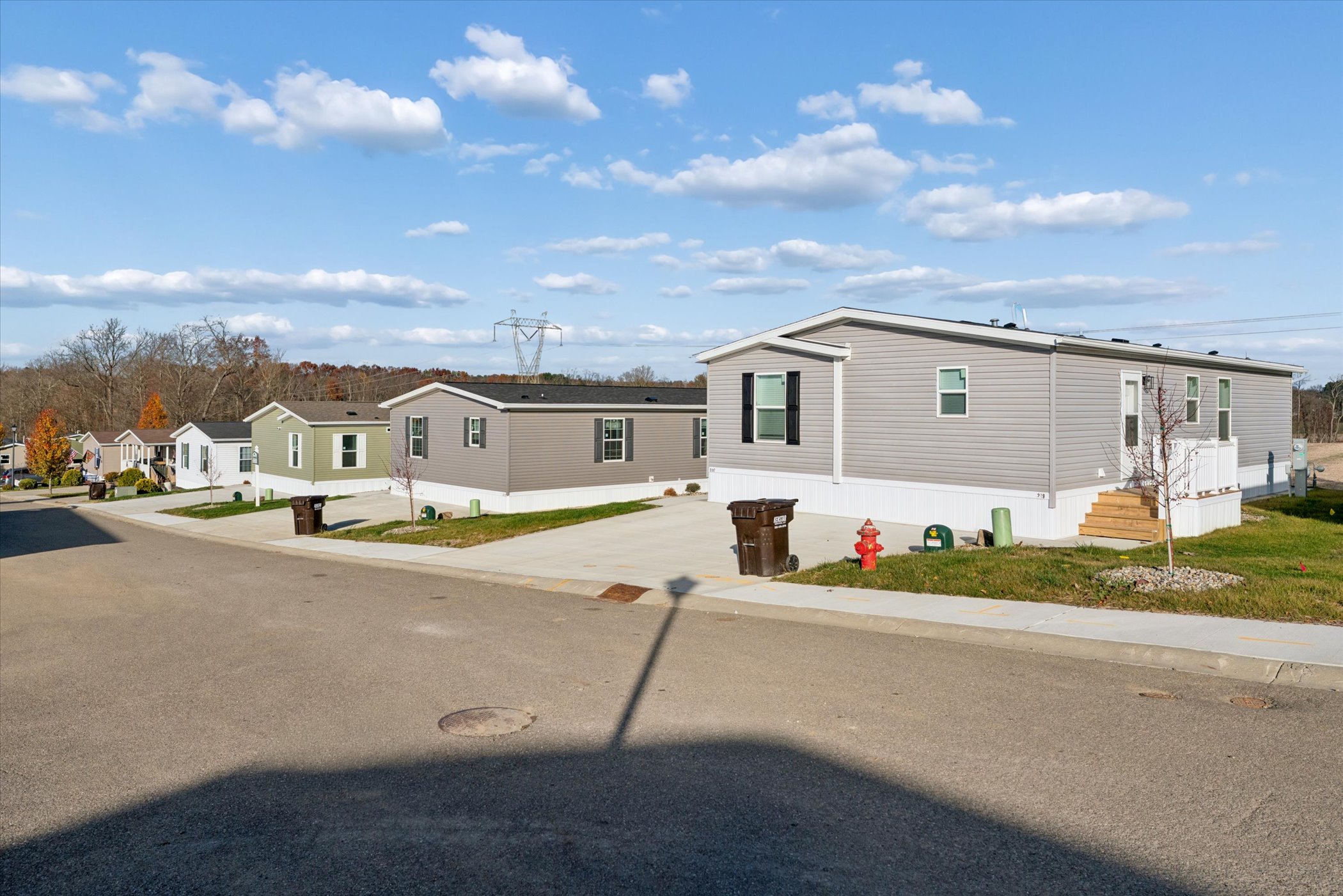 Lake Sherman Village - Image 14