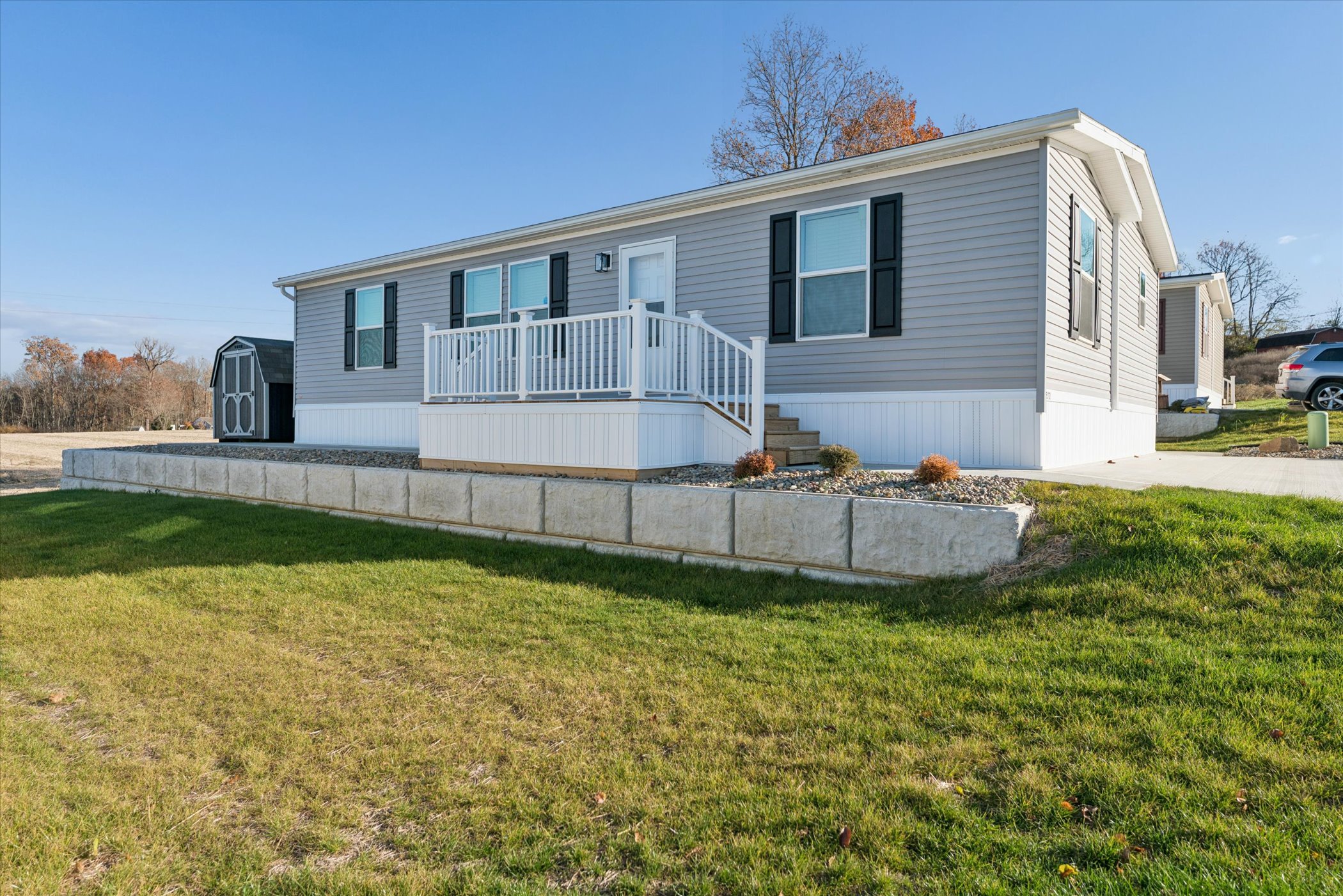 Lake Sherman Village - Image 16