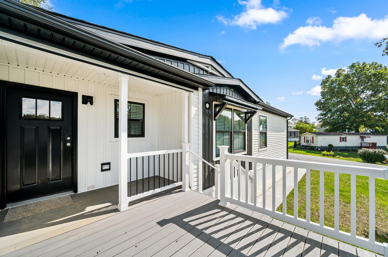 Oxford Village - Image 1