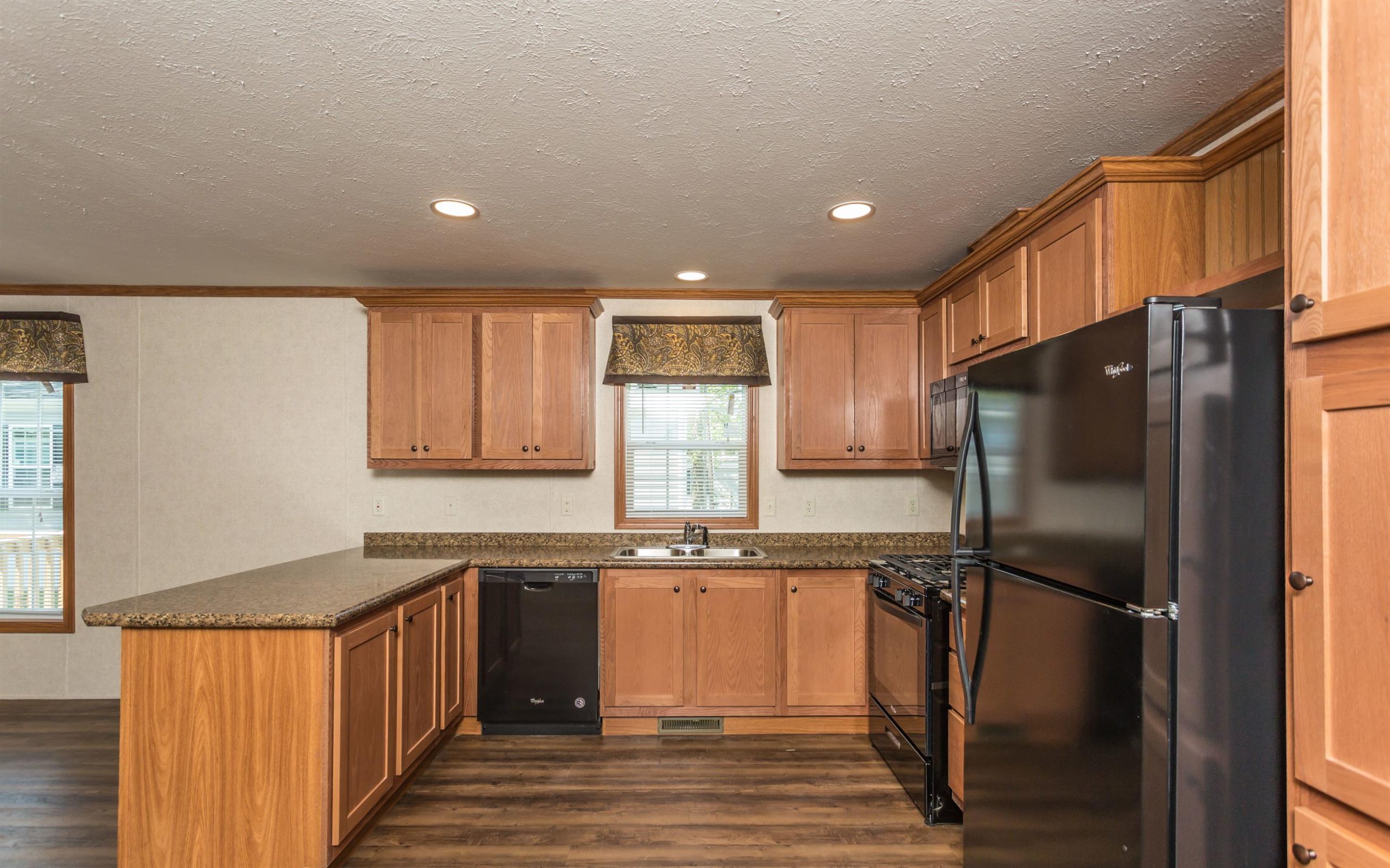 Pine Valley Estates - Image 29
