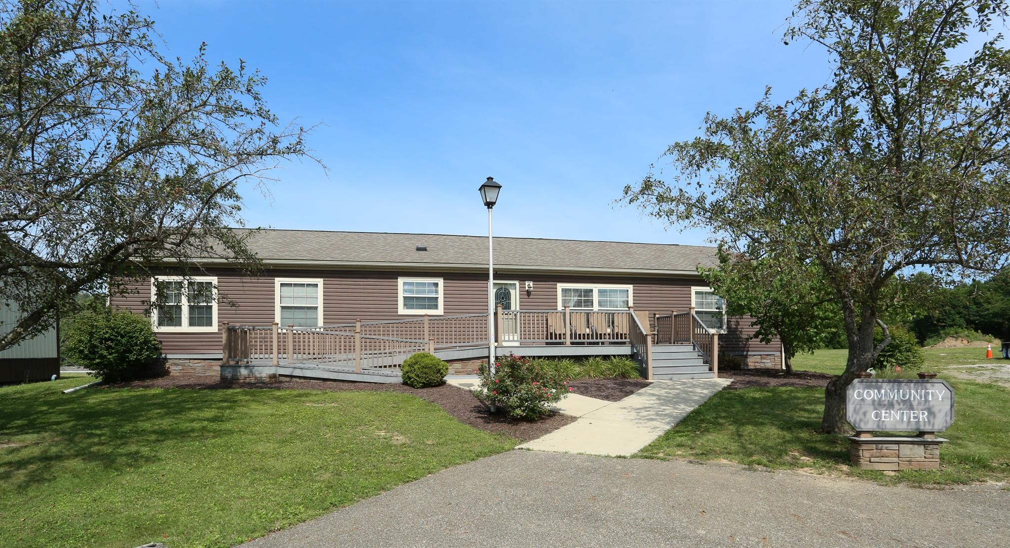Spreading Oaks Village - Image 2
