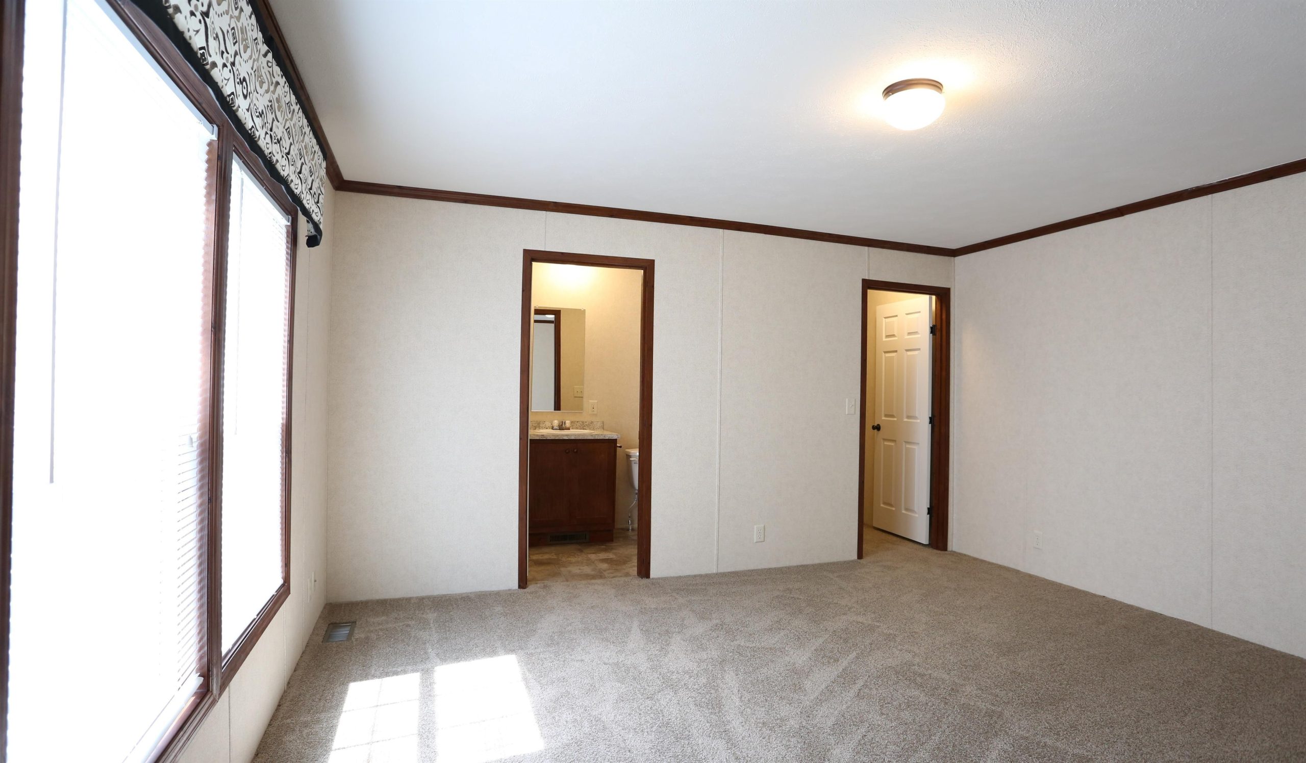 Spreading Oaks Village - Image 6