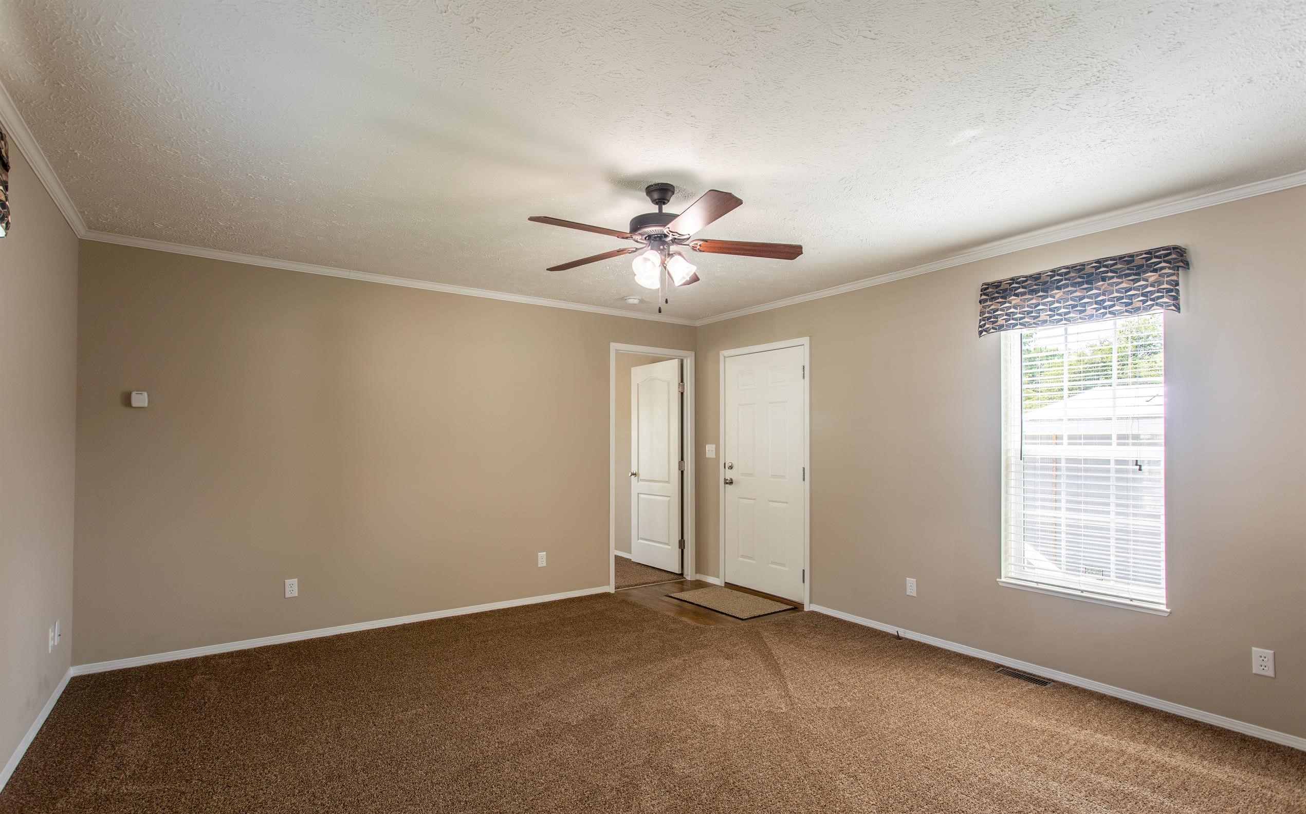 Spreading Oaks Village - Image 35