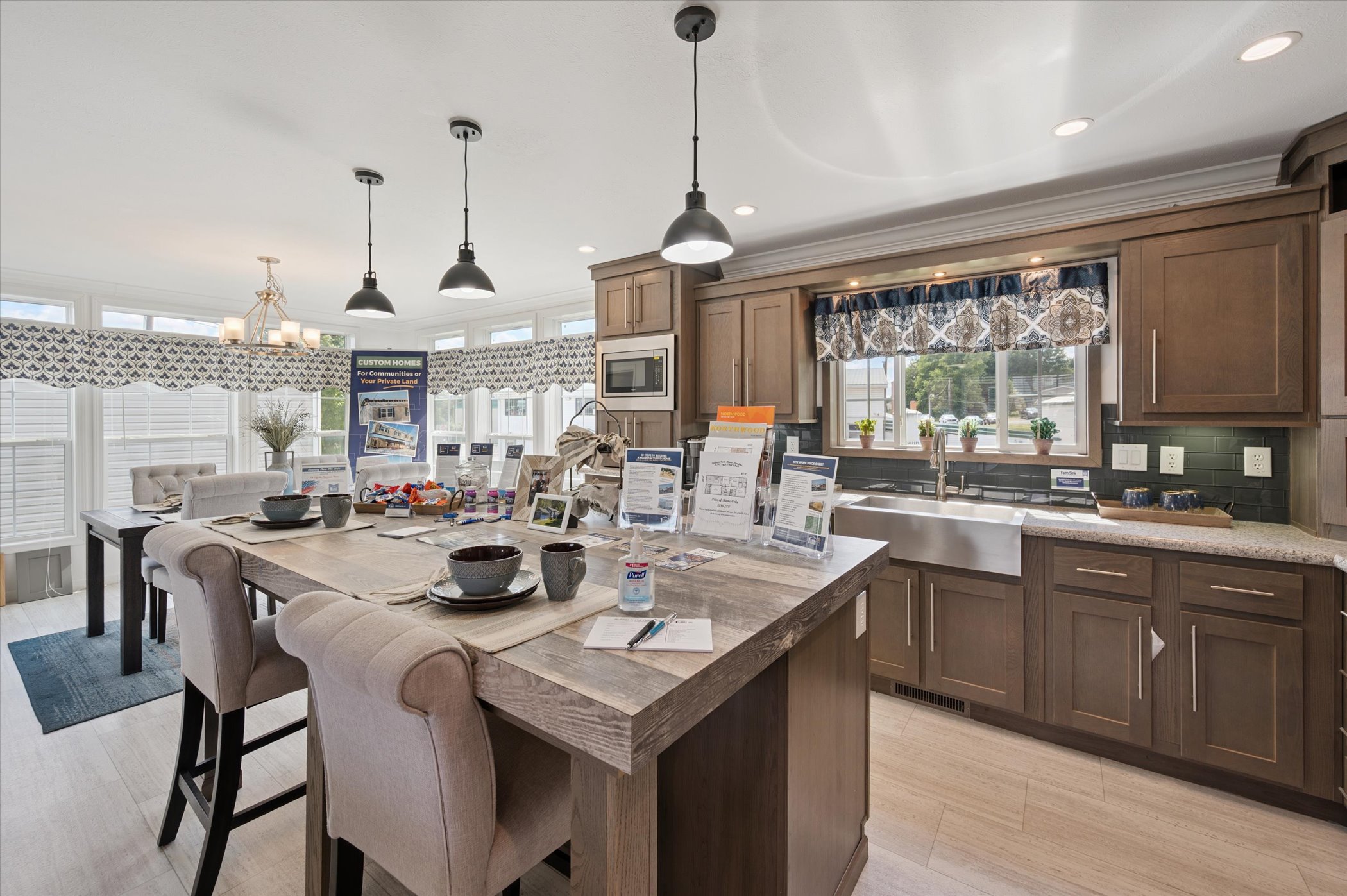 Sunny Acres - Image 9
