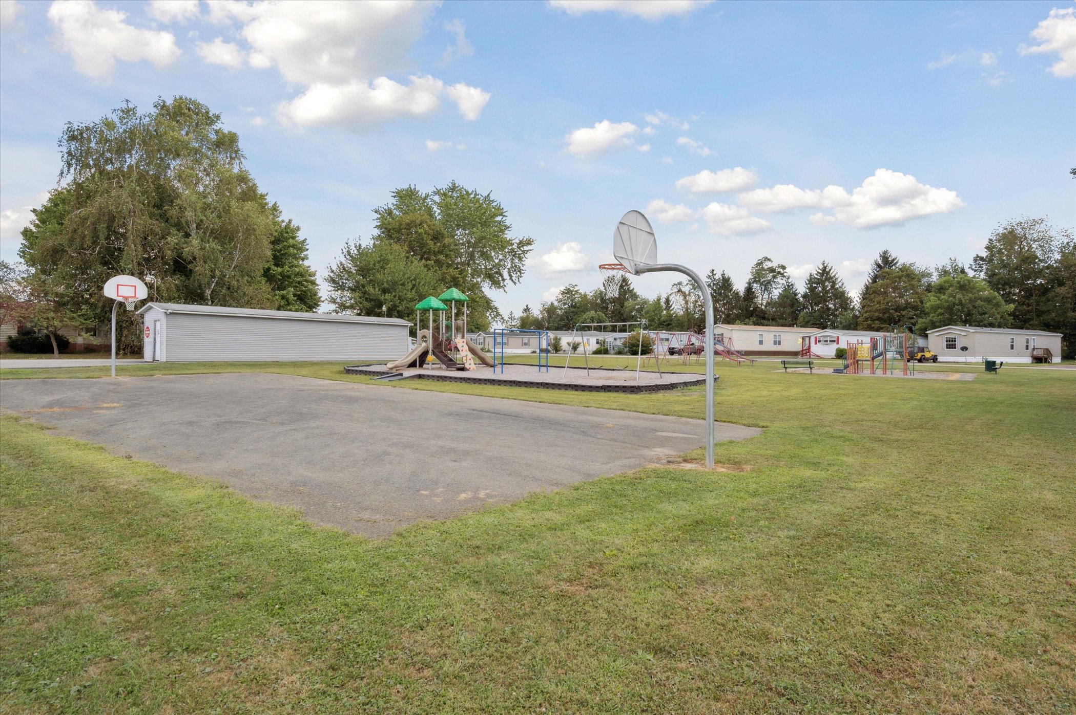 Sunny Acres - Image 36