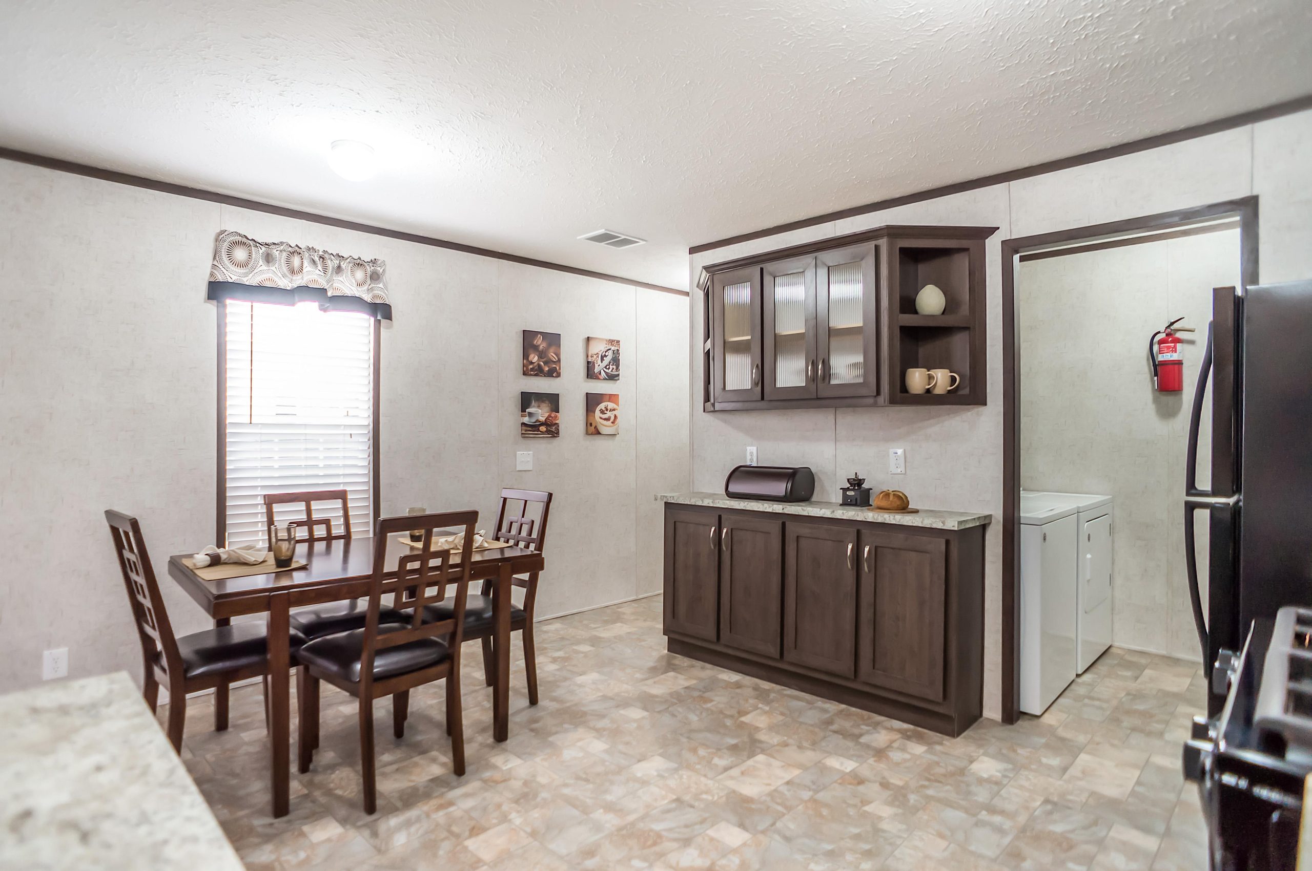 Twin Pines - Image 13