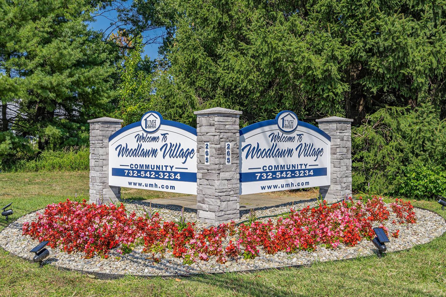 Woodlawn Village - Image 1