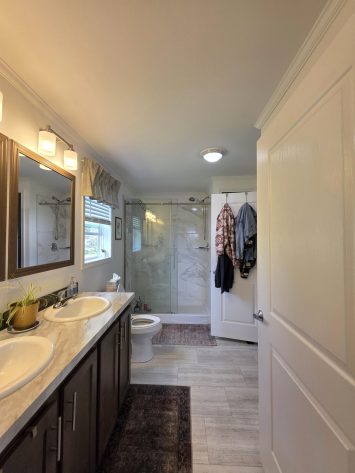 Sunny Acres - Image 15