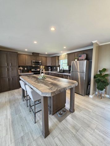 Sunny Acres - Image 6